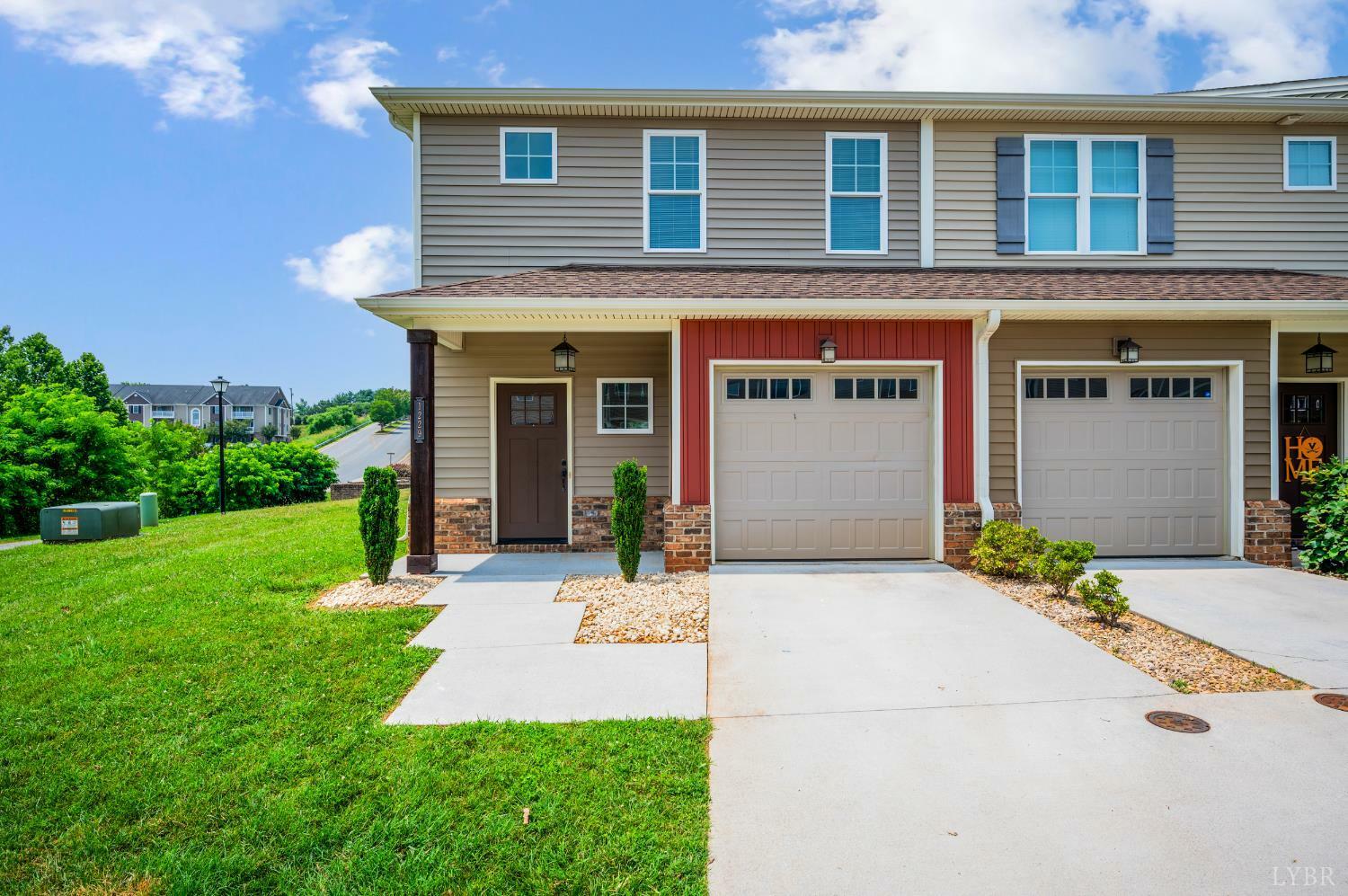 Property Photo:  1229 Commonwealth Circle  VA 24551 