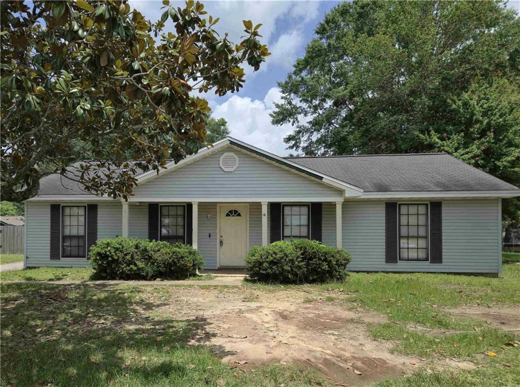 Property Photo: 9730 Trailwood Drive AL 36608