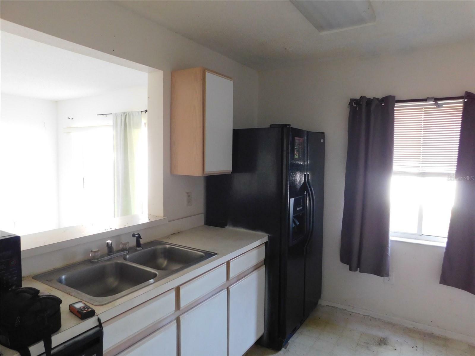 Property Photo:  846 Burlwood Street  FL 33511 