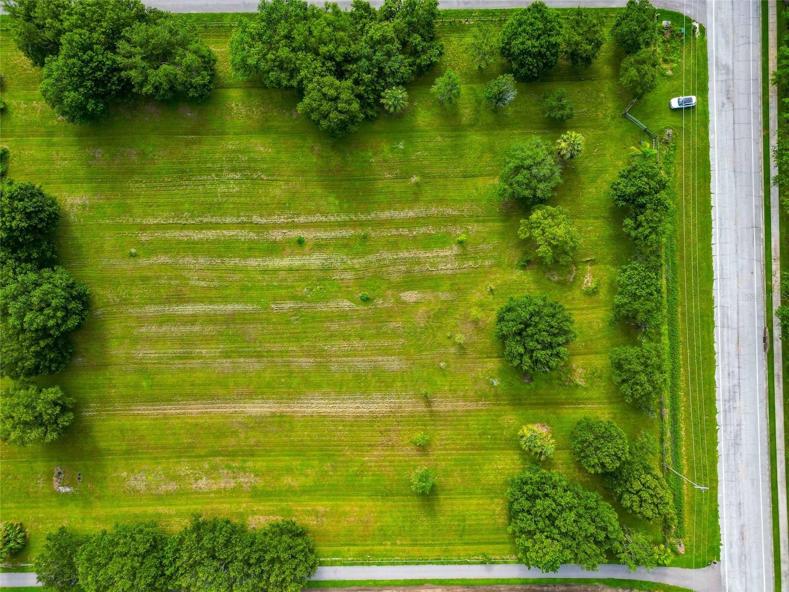 Property Photo: 13210 Mulholland Road FL 34219