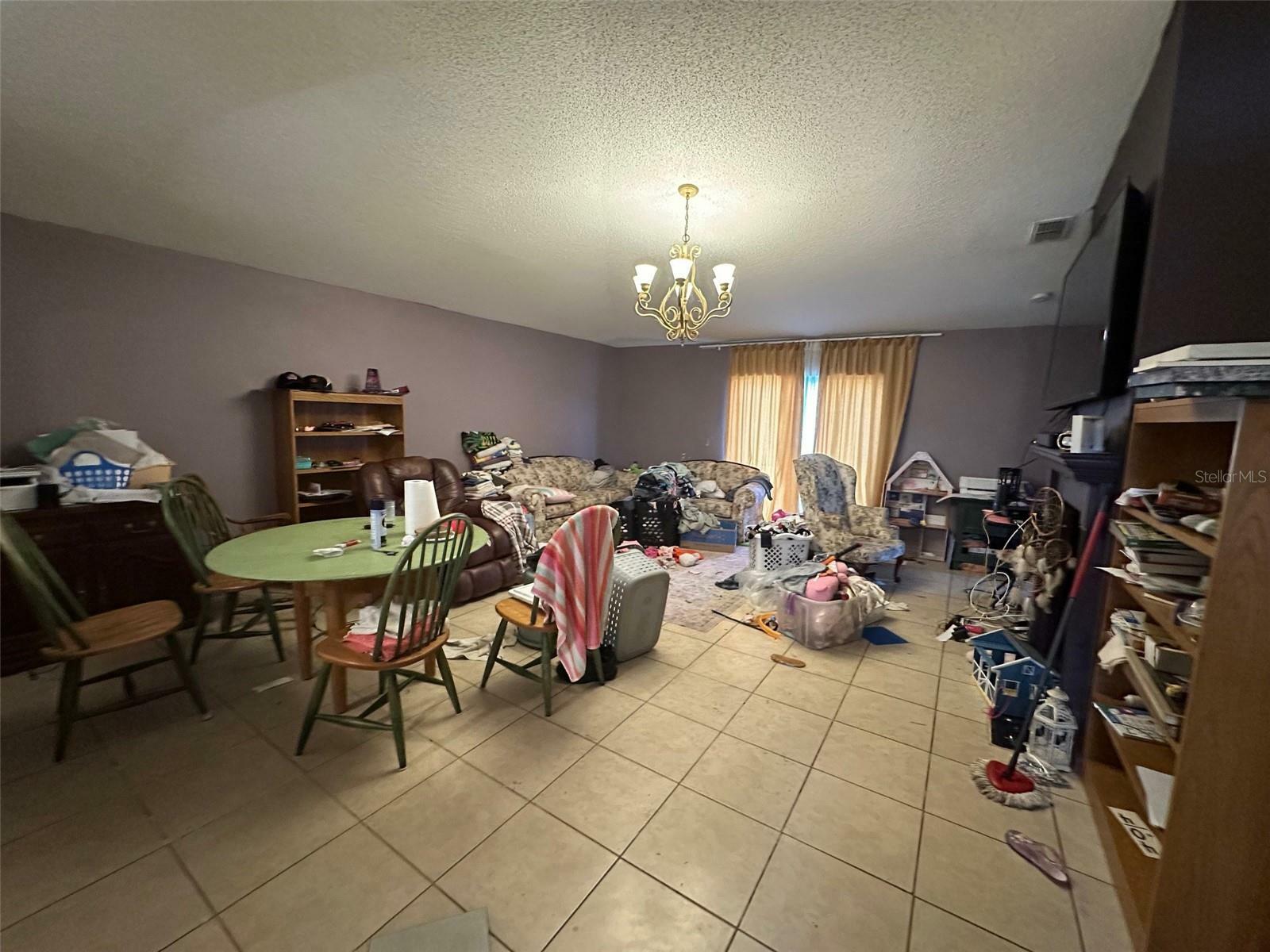 Property Photo: 1909 Lakeview Place FL 34759