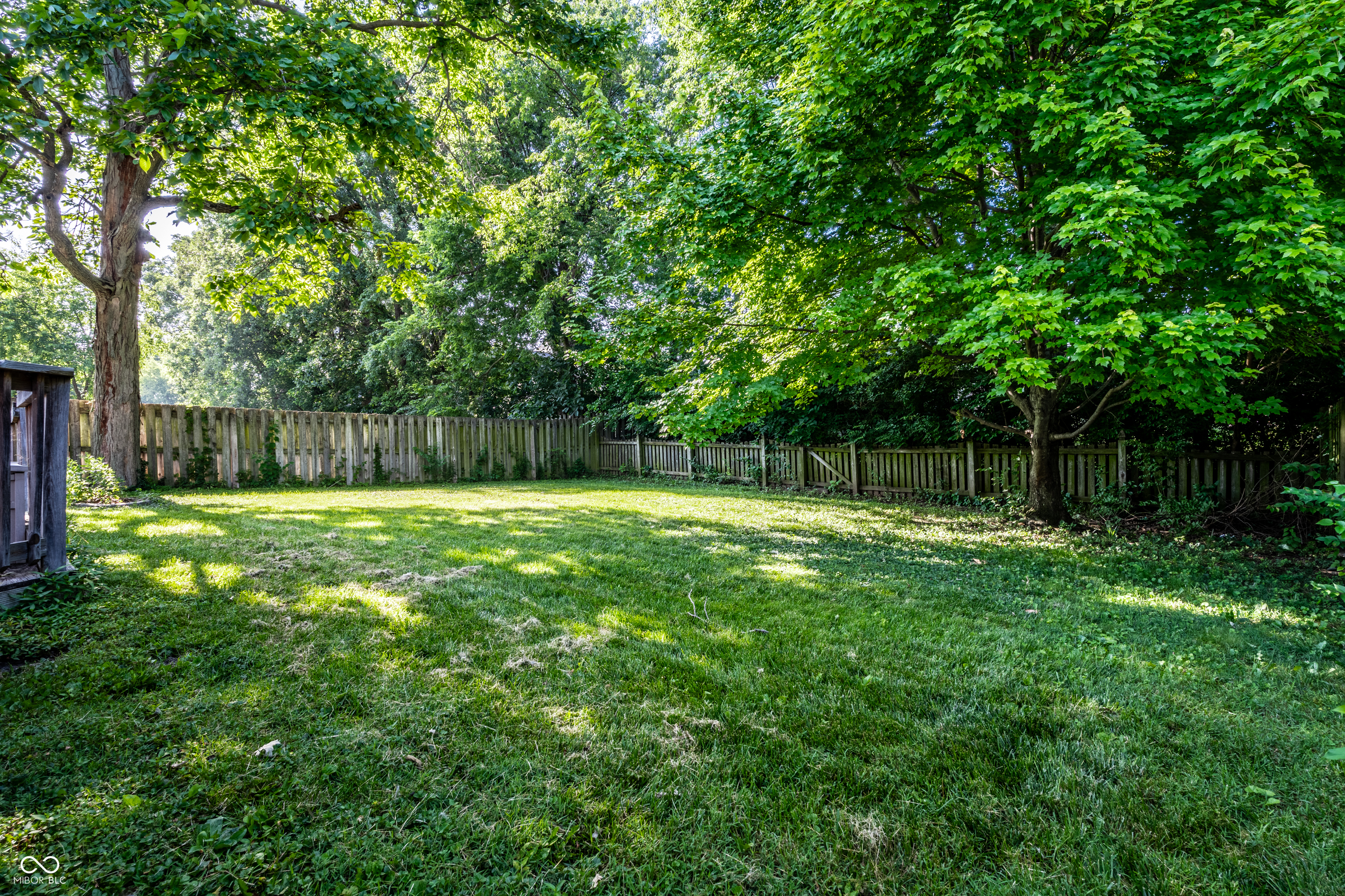 Property Photo: 12922 St Andrews Way IN 46038