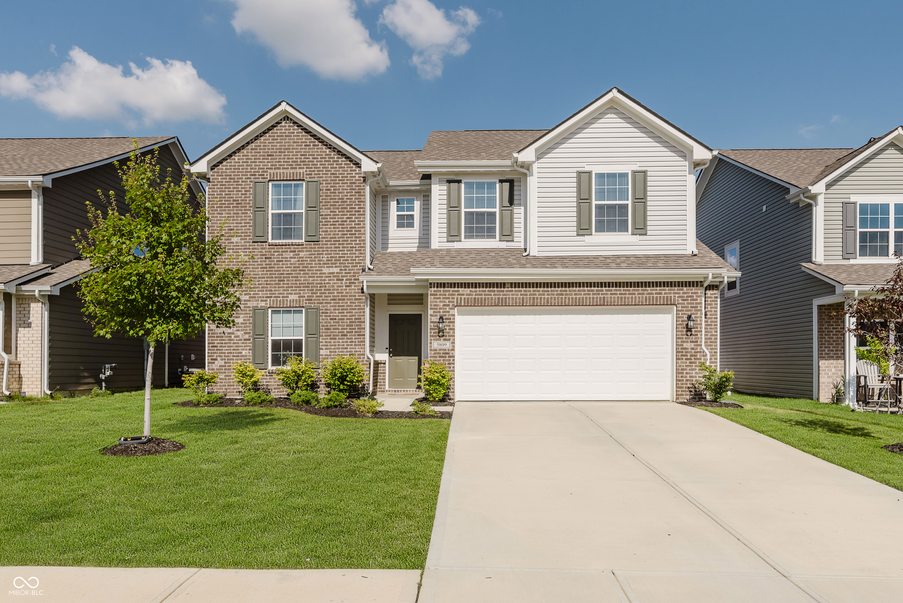 Property Photo: 5809 Terracotta Trace IN 46055