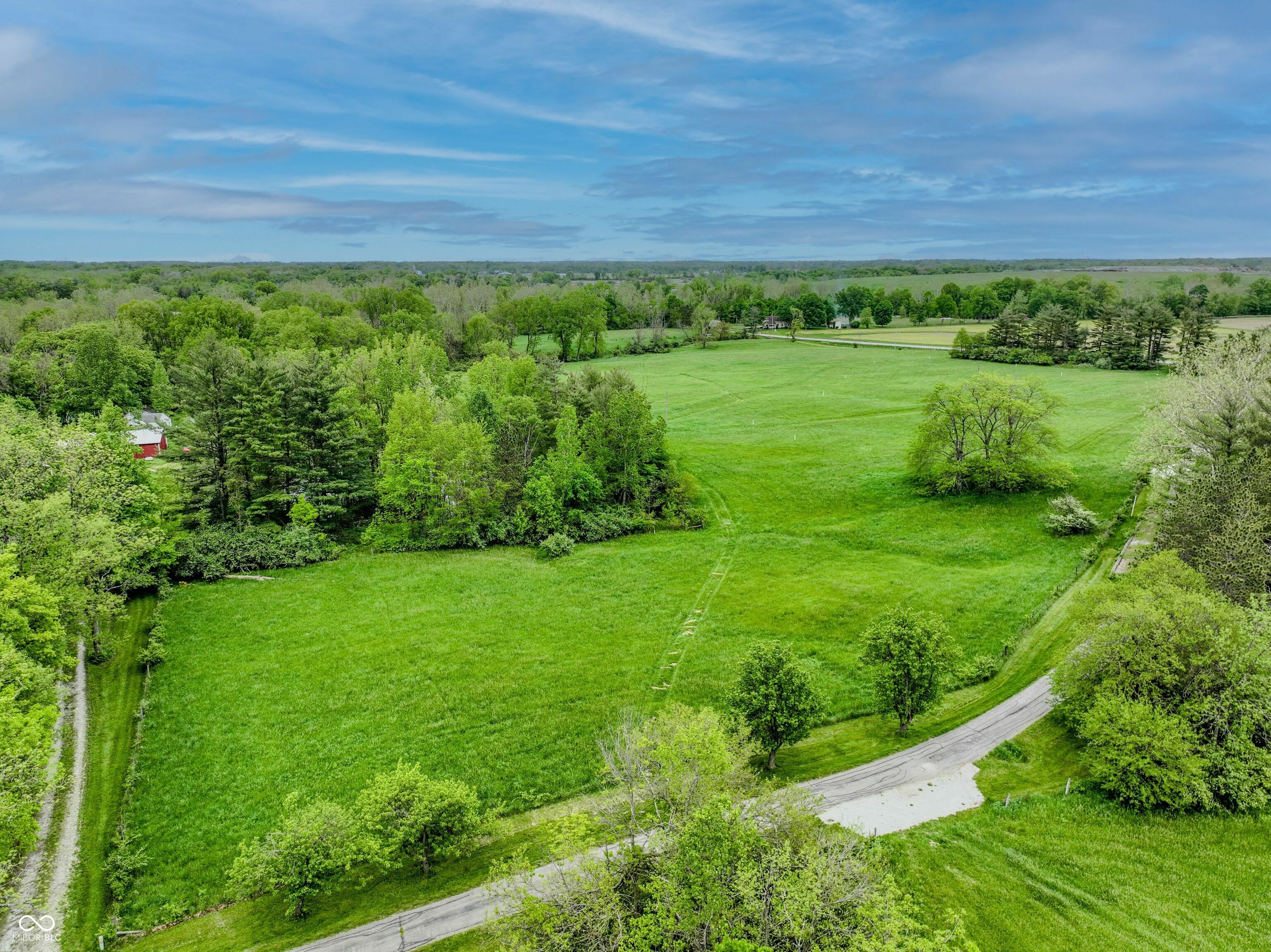 Property Photo: 1645 Dye Creek Court IN 46077