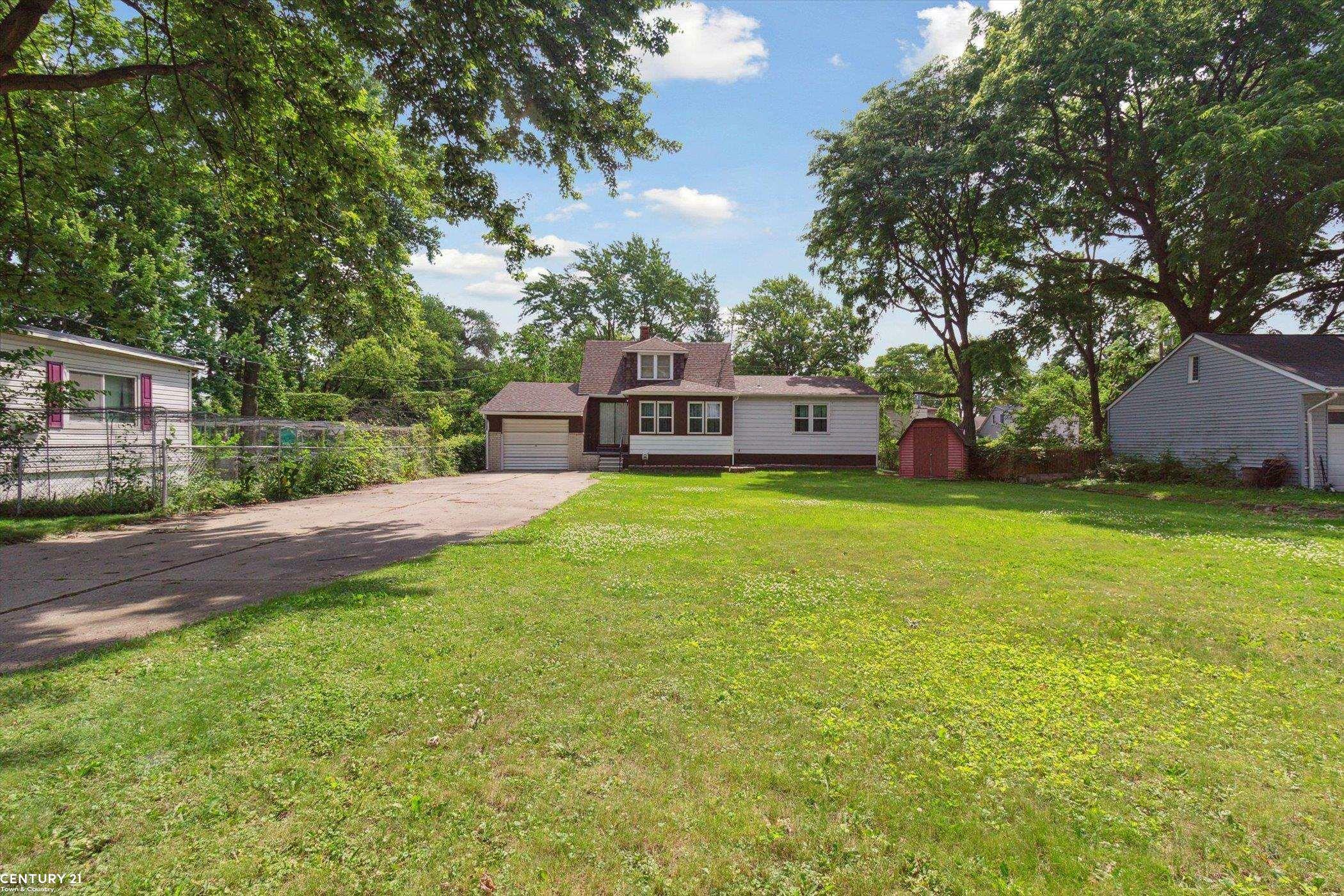 Property Photo: 27144 Barkman Street MI 48066