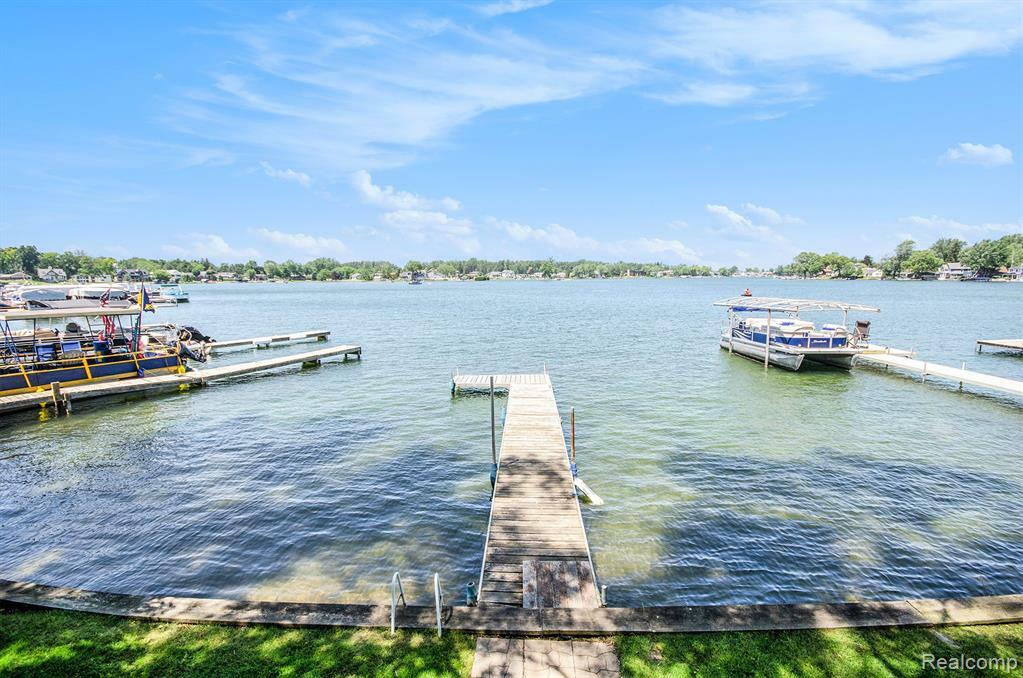 Property Photo: 2058 S Long Lake Road MI 48430 1485