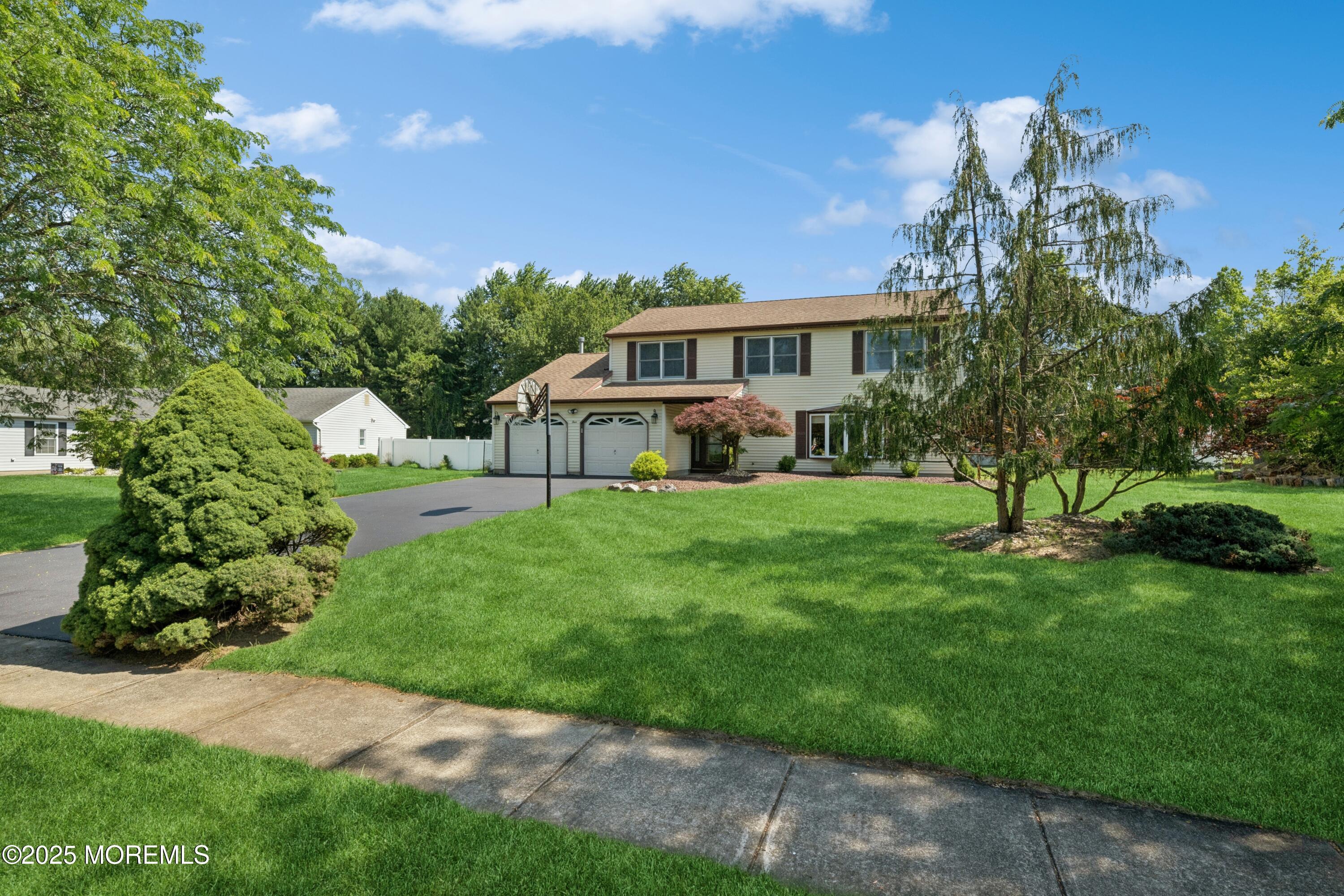 Property Photo:  4 Monterey Lane  NJ 07726 