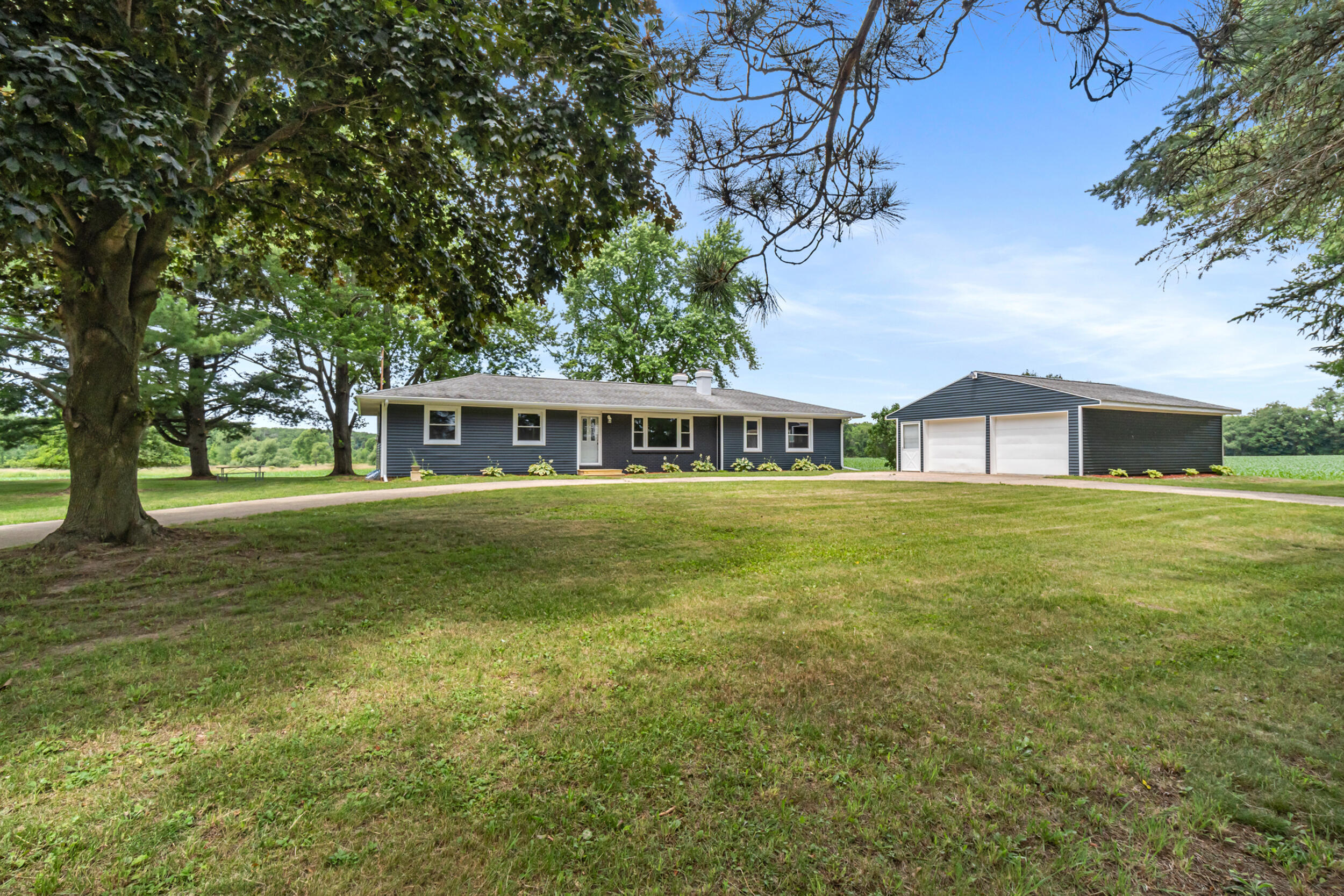 2580 Litle Road  Parma MI 49269 photo