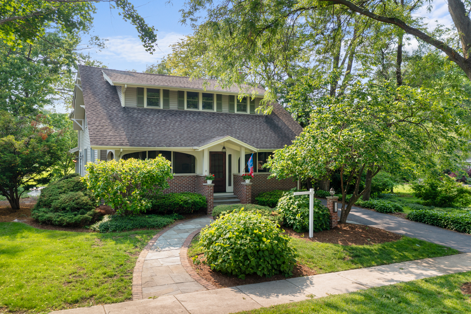 Property Photo: 4416 Seeley Avenue IL 60515