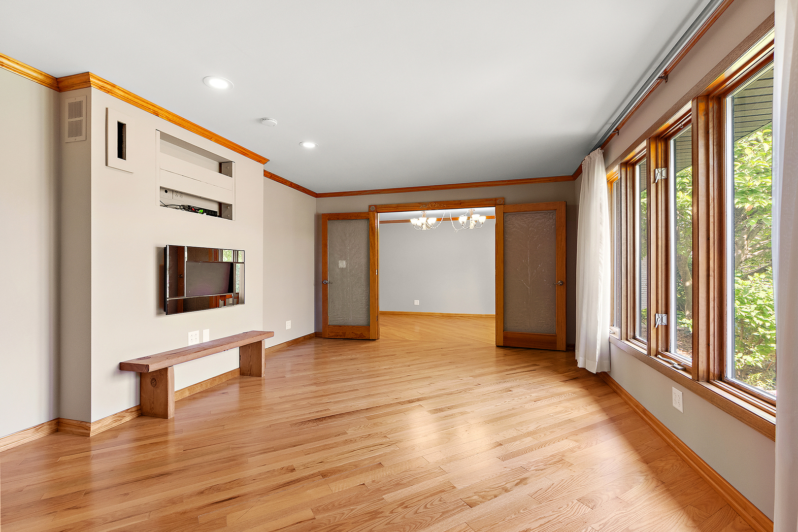 Property Photo: 7637 Sequoia Court IL 60462