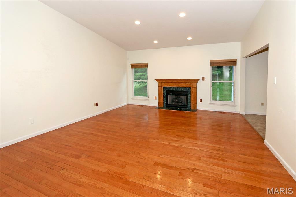 Property Photo: 1414 Villas Estates Drive MO 63026
