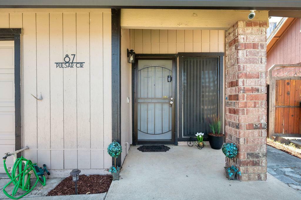 Property Photo: 87 Pulsar Circle CA 95822