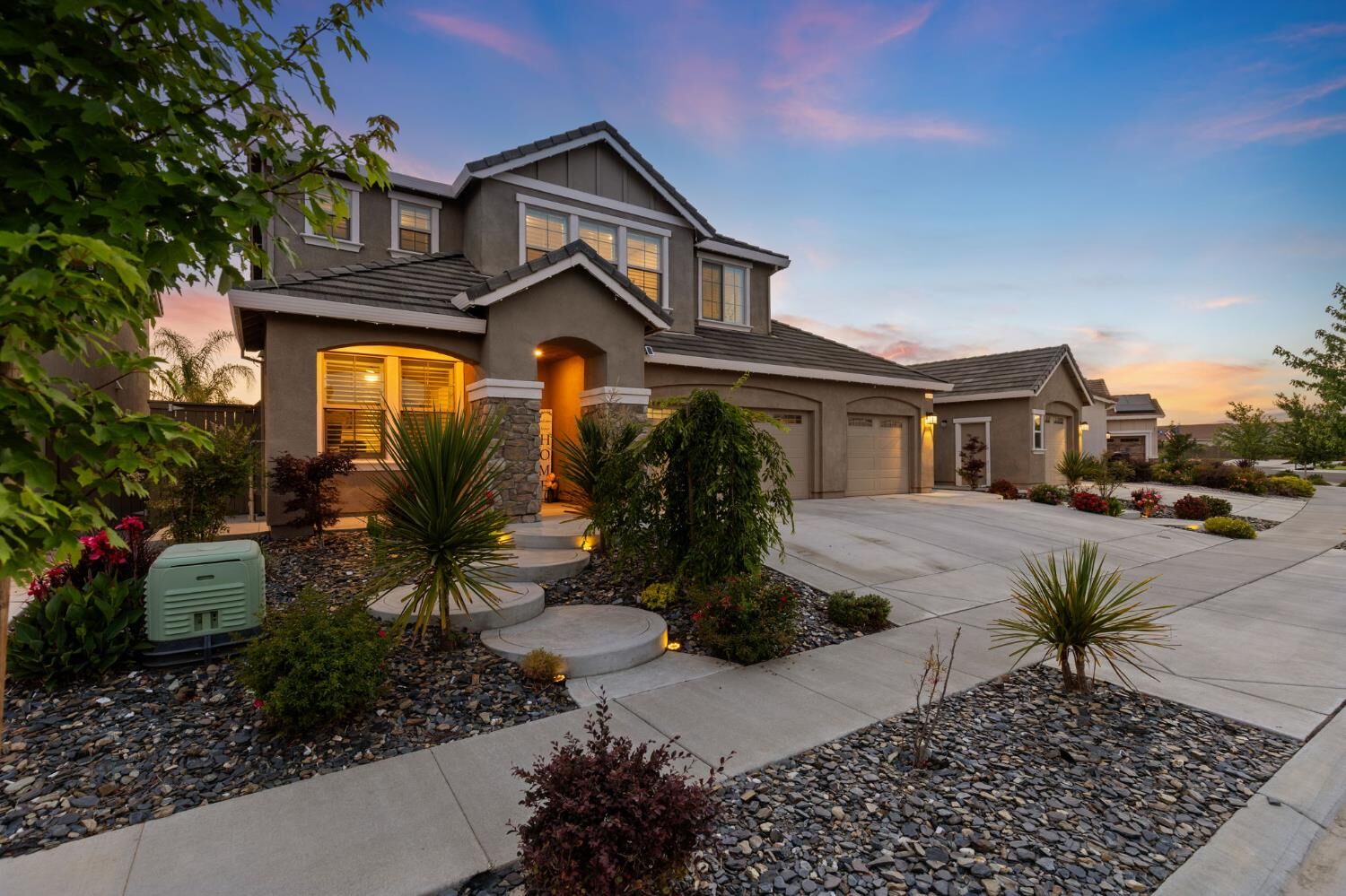 Property Photo: 509 Carver Court CA 95747