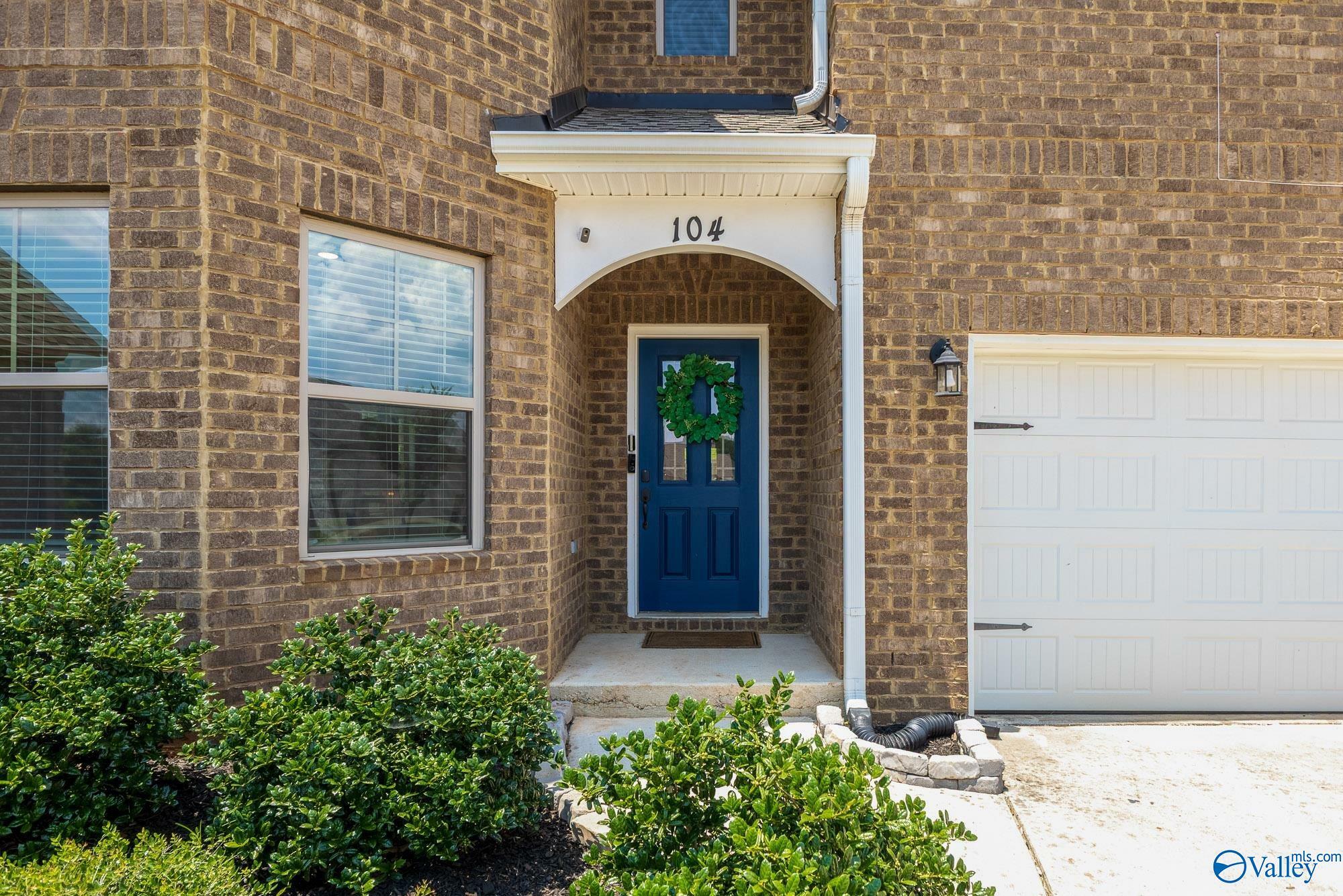 Property Photo: 104 Settlesbridge Court AL 35756