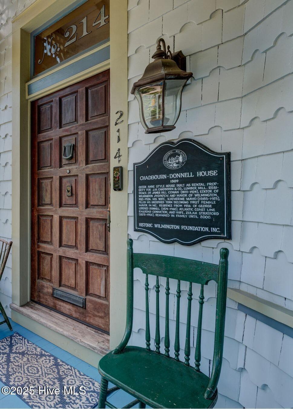 Property Photo:  214 Nun Street  NC 28401 