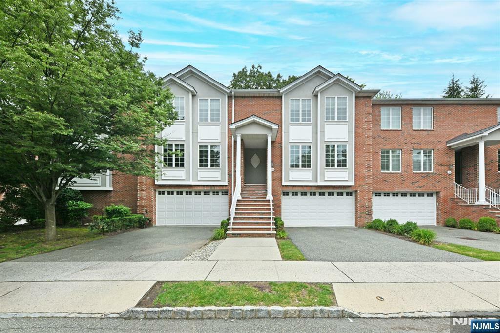 Property Photo: 20 Skymark Court NJ 07458