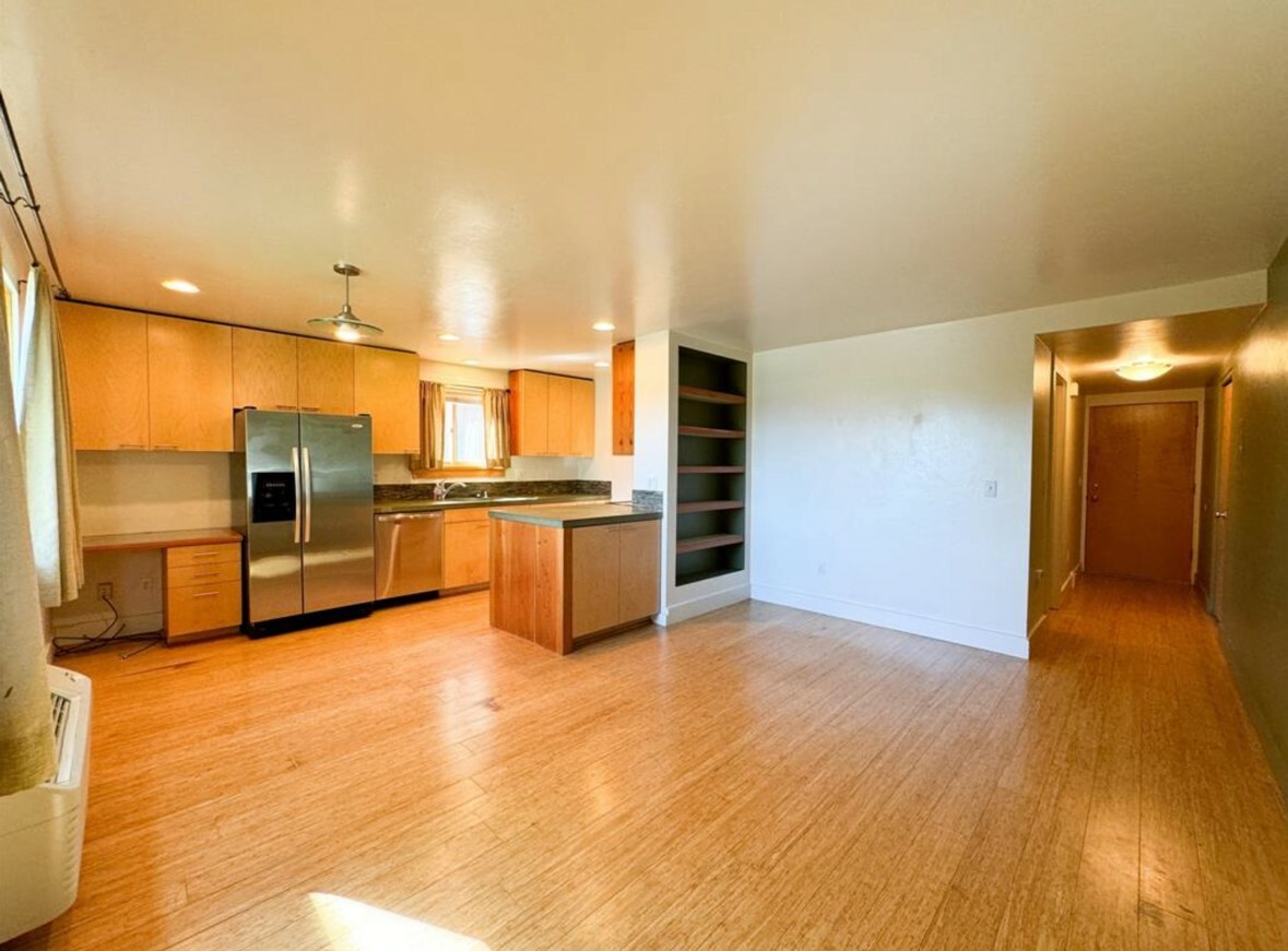 1010 W Pine Street 104  Missoula MT 59802 photo
