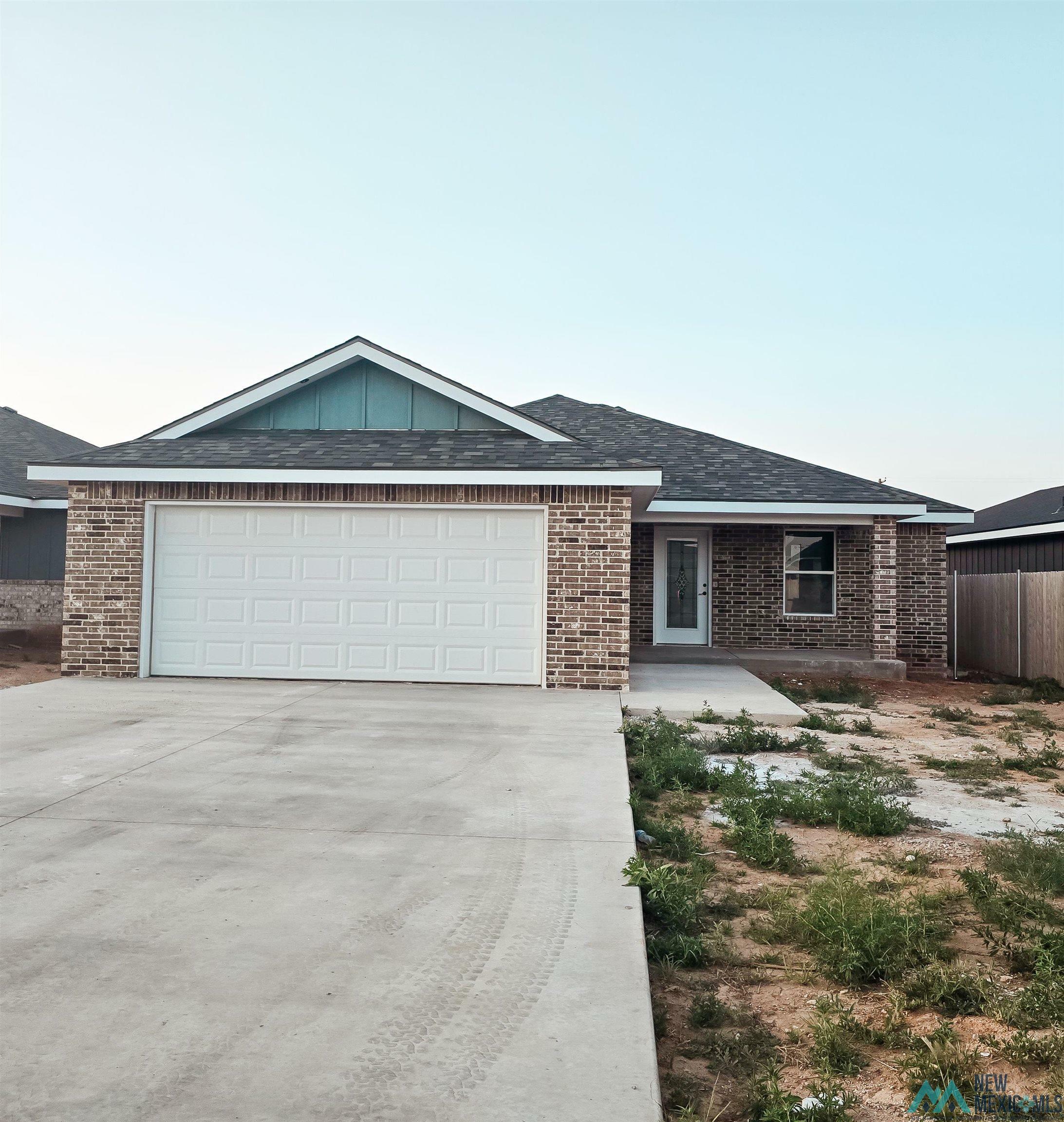 Property Photo: 224 Starlite Drive NM 88101