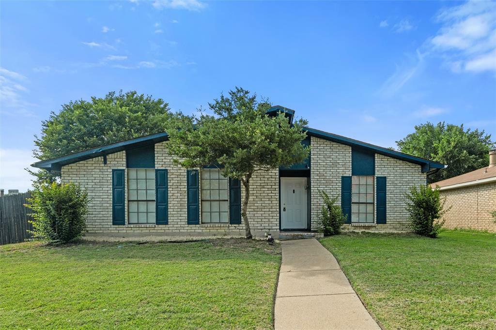Property Photo: 1846 Wilderness Trail TX 75052