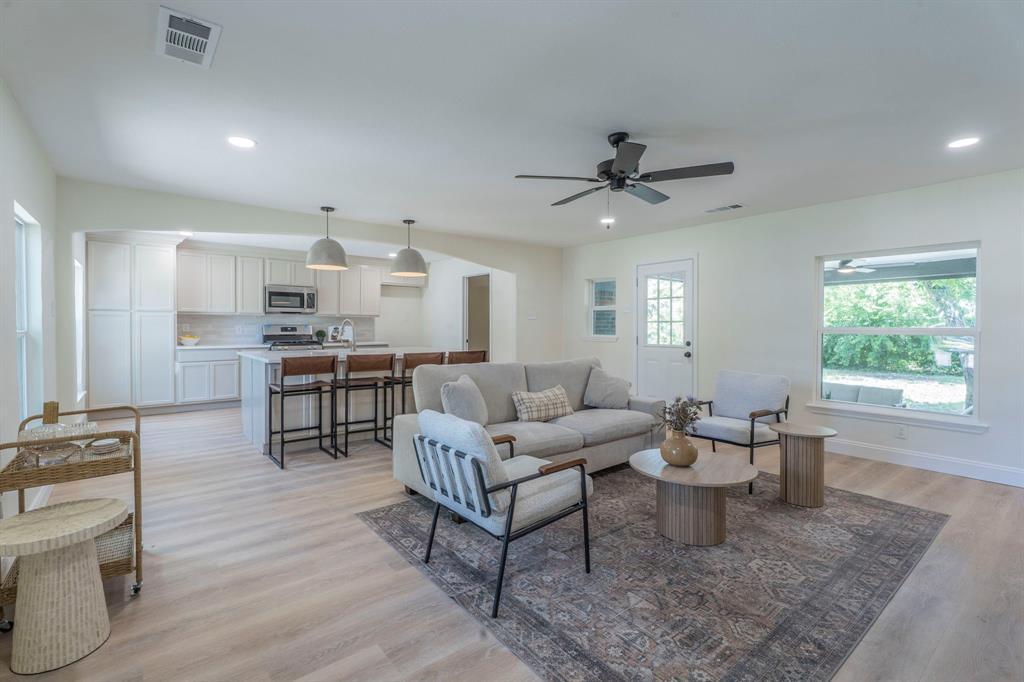Property Photo: 10638 Sylvia Drive TX 75228