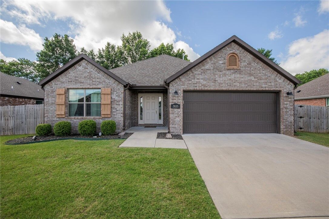 Property Photo:  7655 Longspur Avenue  AR 72762 
