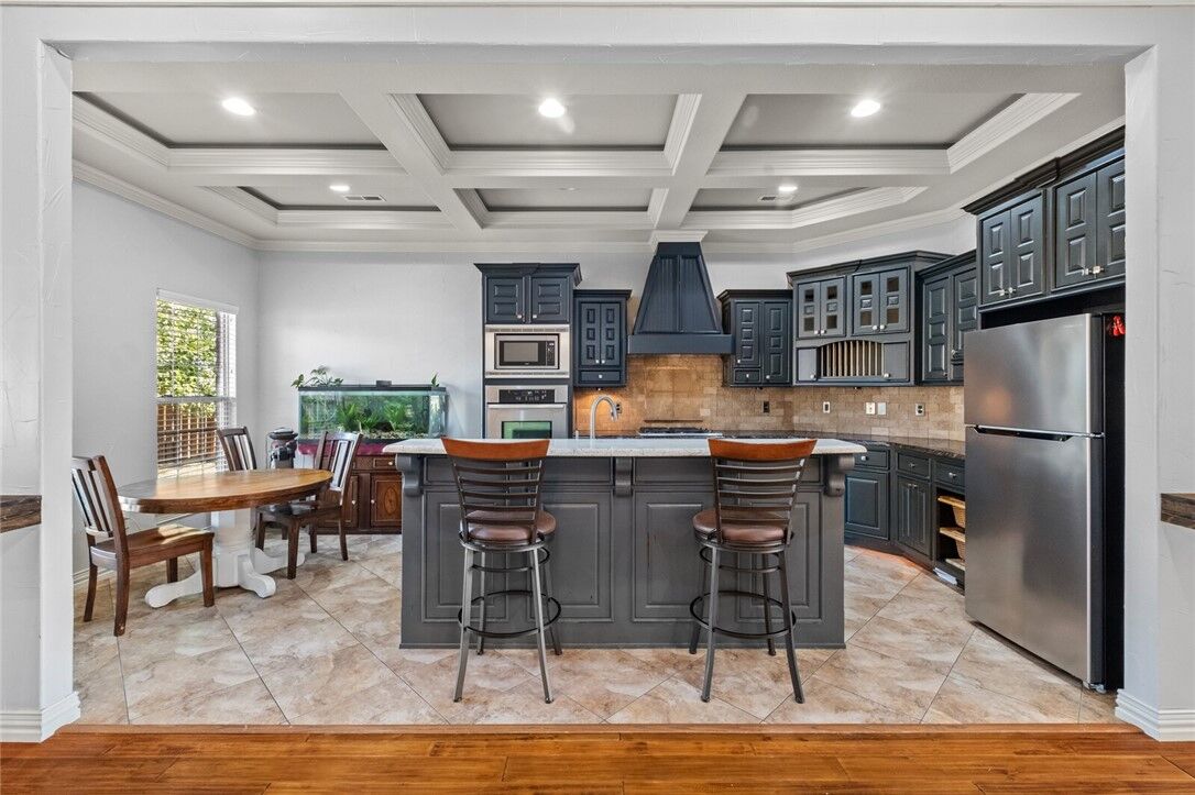 Property Photo: 2506 SW Glenn Ridge Road AR 72713