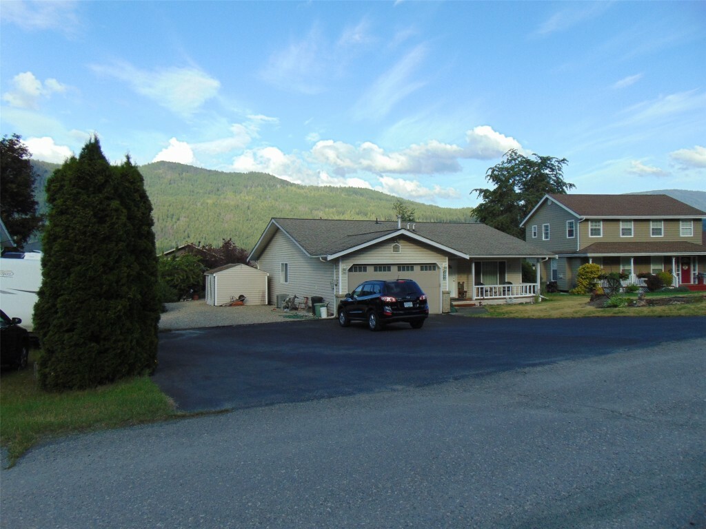 Photo de la propriété: 2954 Birch Lane BC V0E 1H0