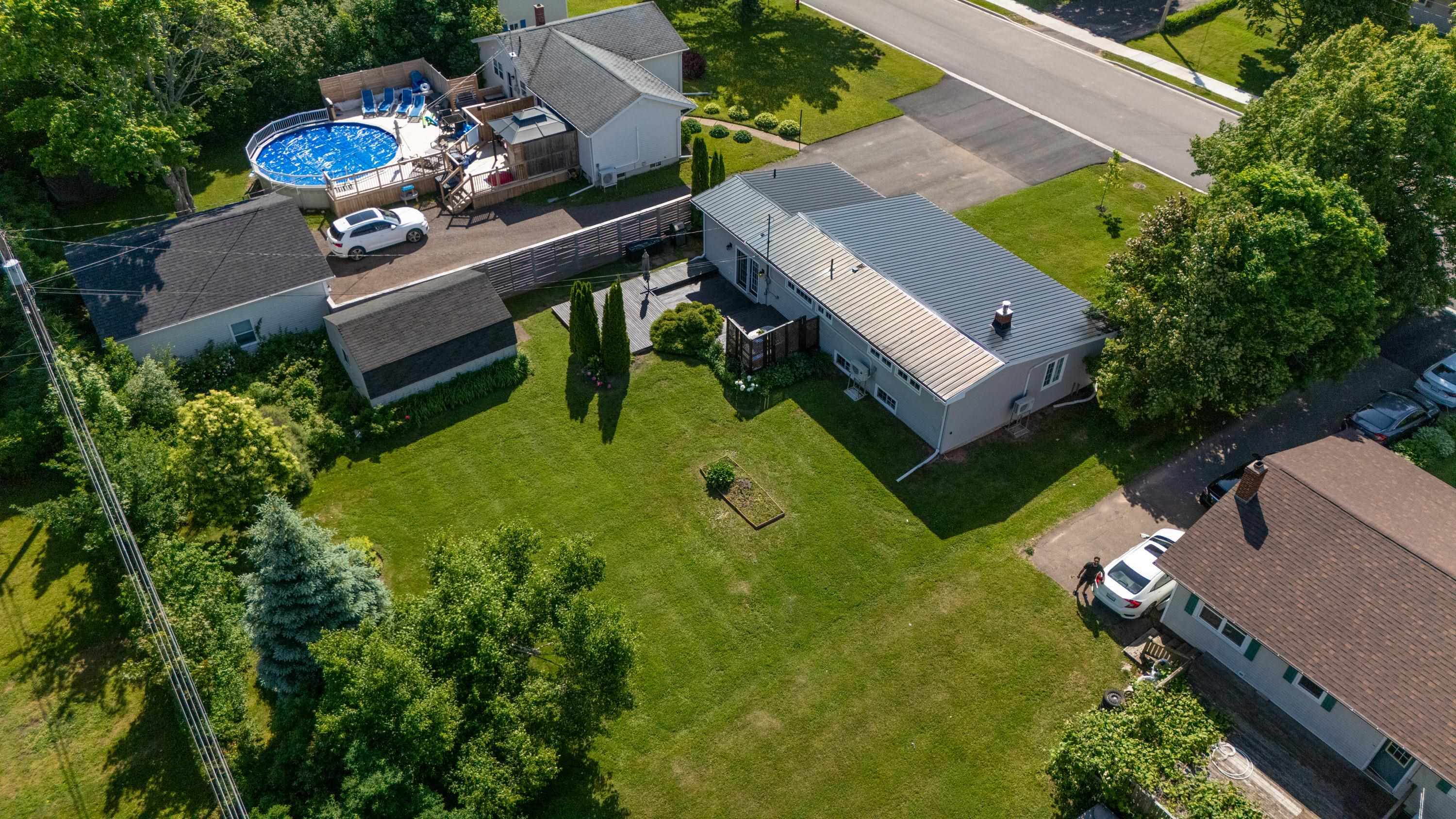 Property Photo: 47 Seaview Boulevard PE C1A 2Z4