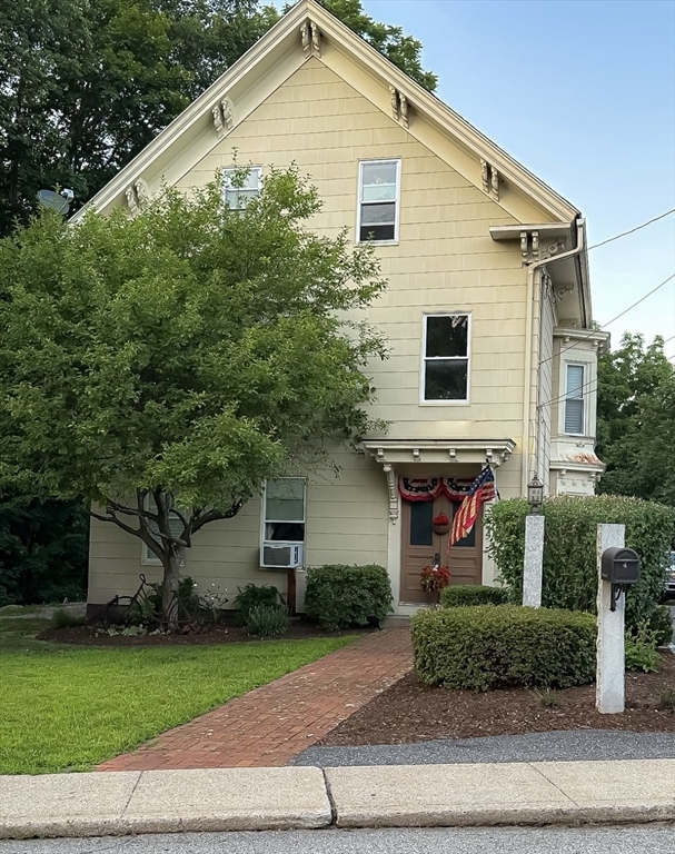 Property Photo: 4 Martin Rd MA 01516