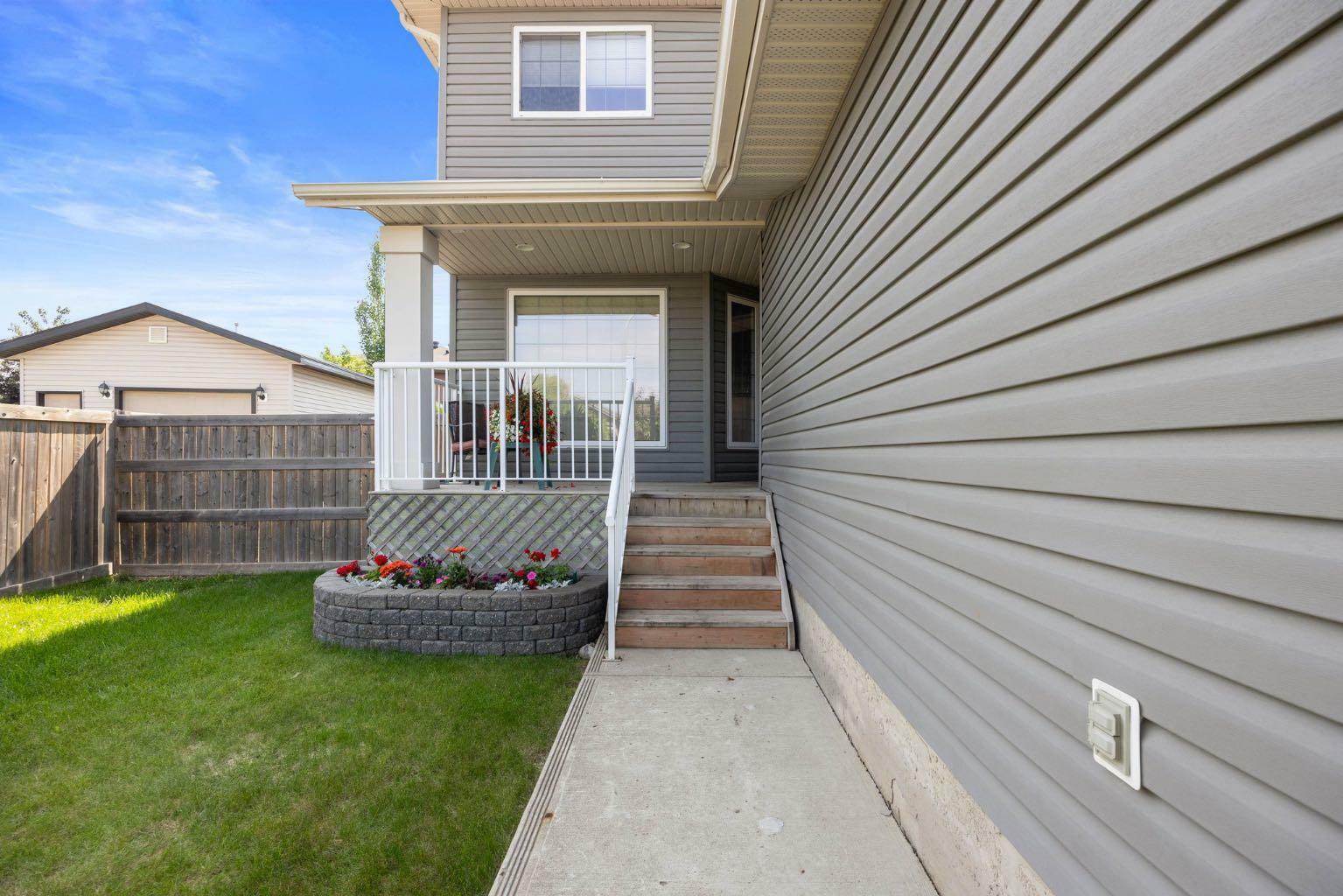 Property Photo: 111 Paulin Bay AB T9K 0A9
