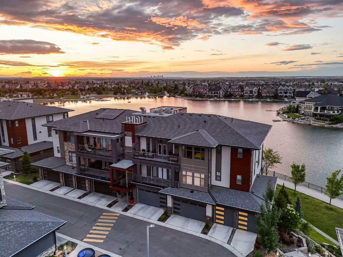 29 Mahogany Circle SE 102  Calgary AB T2M 2V7 photo