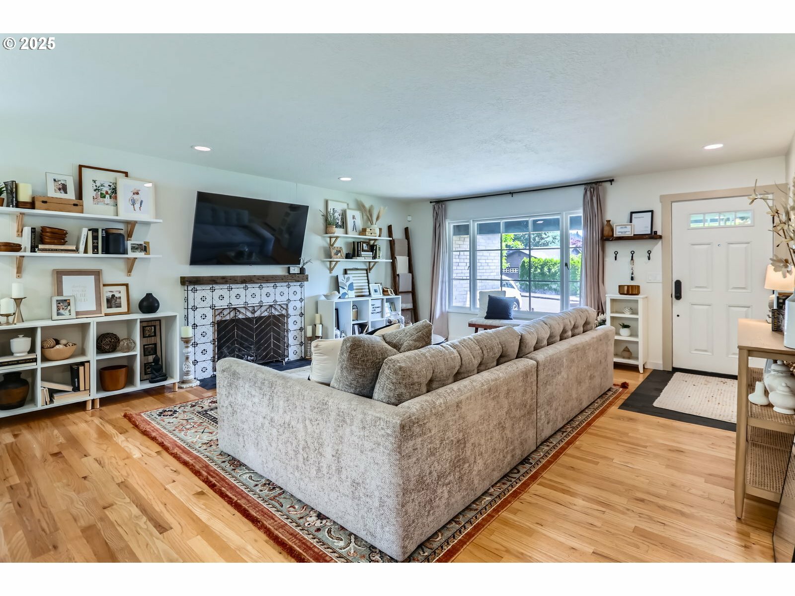 Property Photo:  3045 SW 116th Ave  OR 97005 