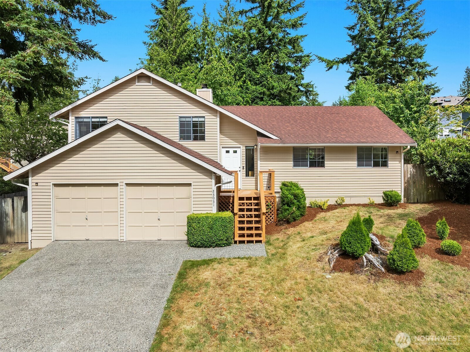 Property Photo: 23031 20th Avenue SE WA 98021