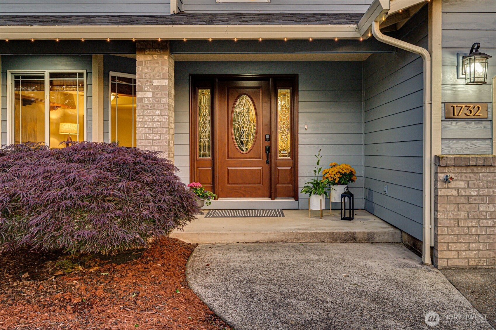 Property Photo: 1732 NW 29th Circle WA 98607