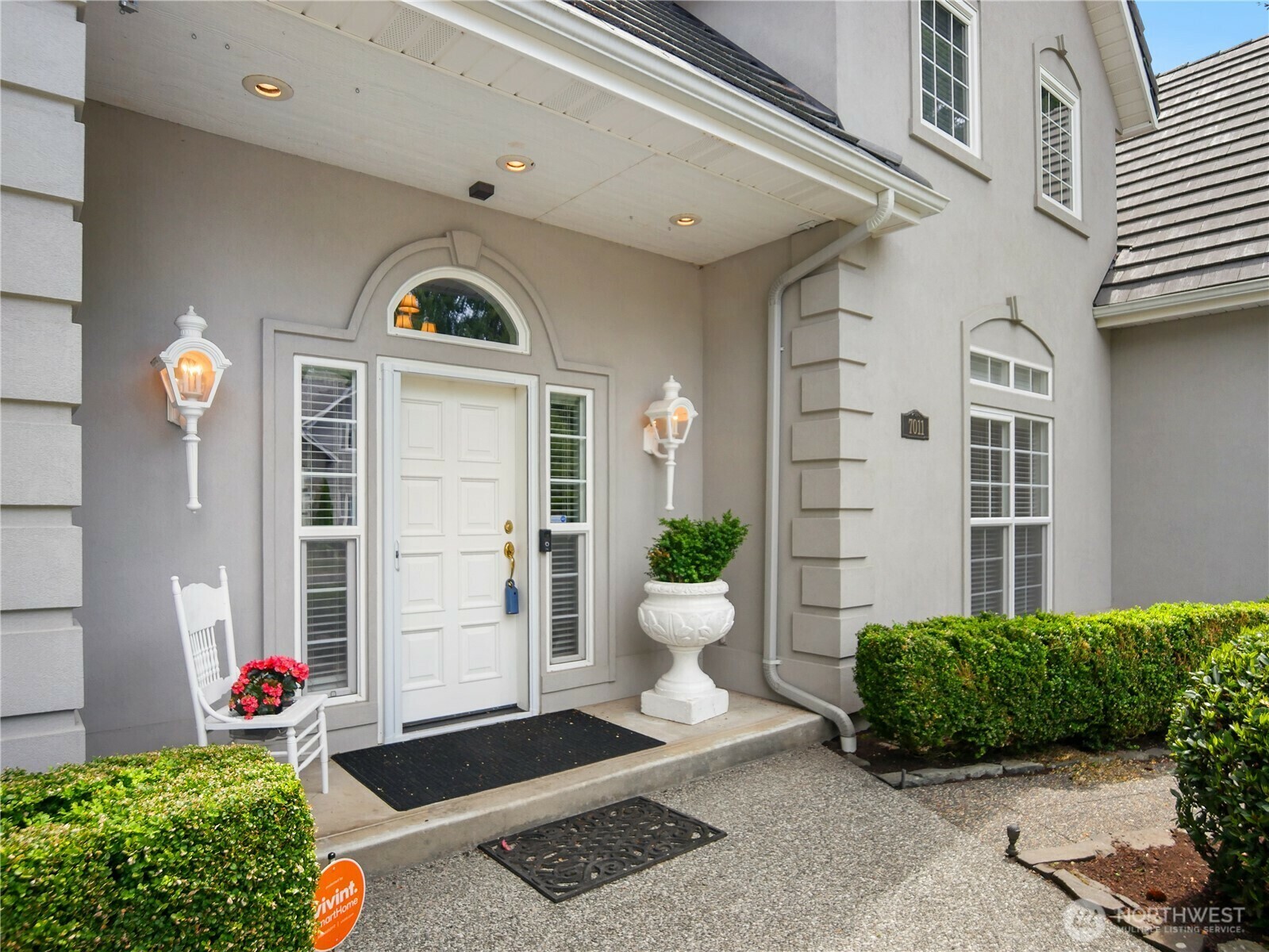 Property Photo: 7011 57th Drive NE WA 98270