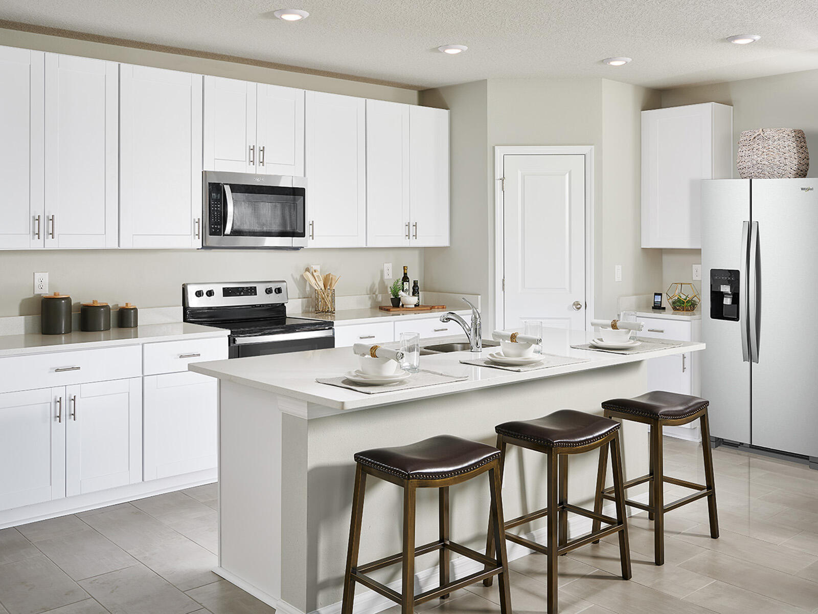 Property Photo: 14301 SW New Dawn Road FL 34956