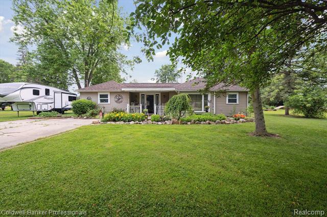 6479 W Court Street  Flint MI 48532 photo