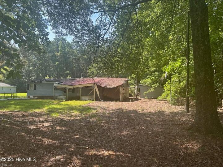 Property Photo: 69 Gates Forest Rd NC 27935