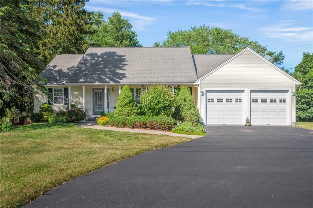 Property Photo: 2985 Mendon Road RI 02864