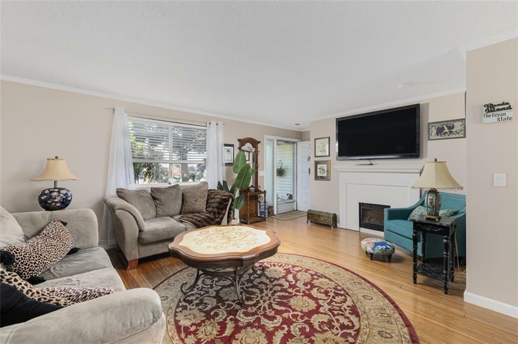 Property Photo:  864 Stratford Lane  RI 02886 