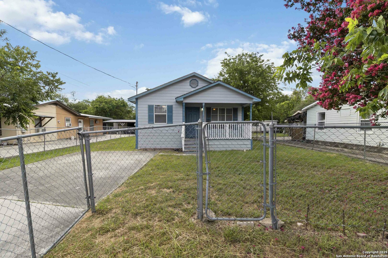 Property Photo:  1669 W. Bridge St  TX 78130 