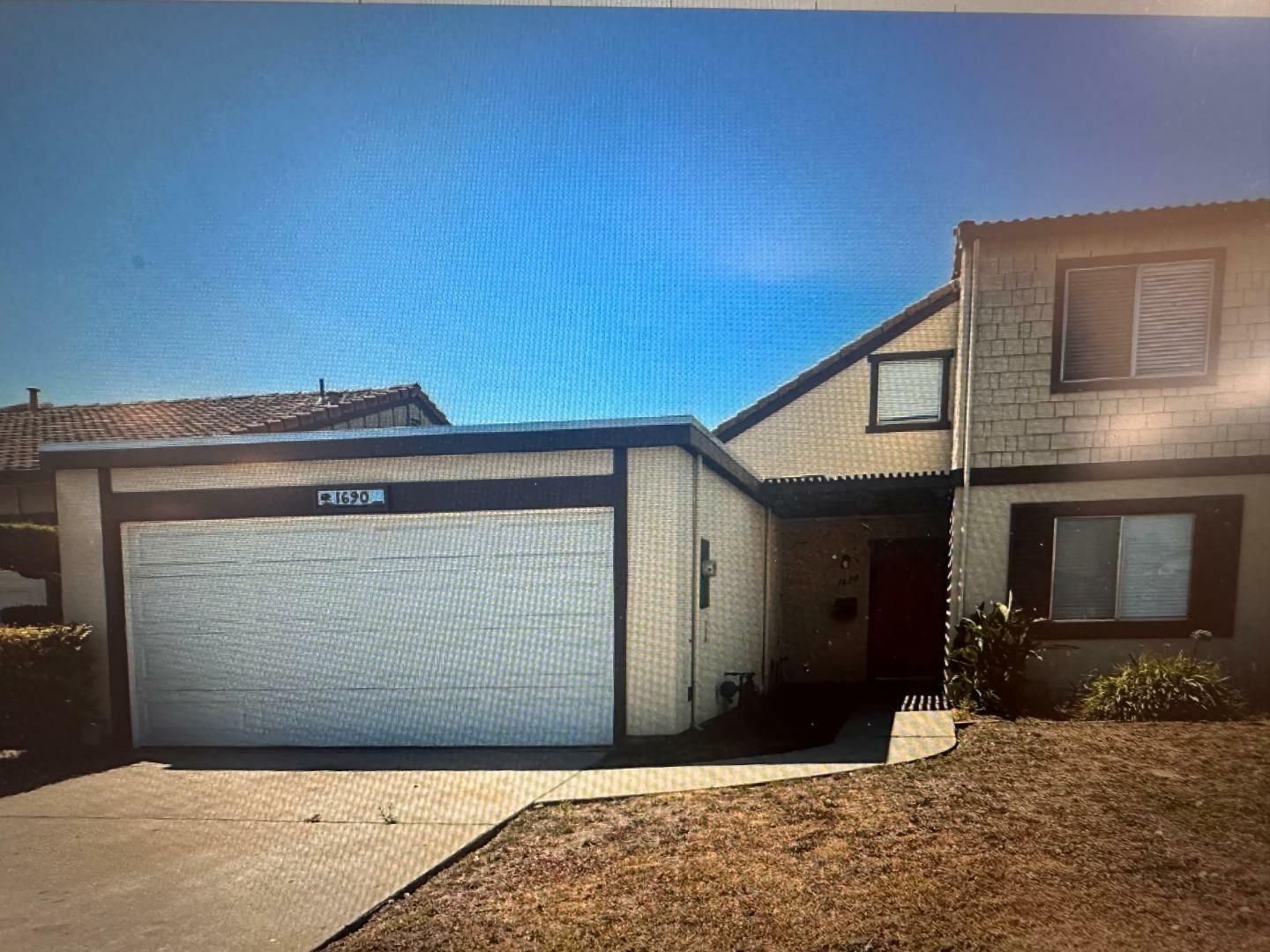 1690 Cherokee Drive  Salinas CA 93906 photo