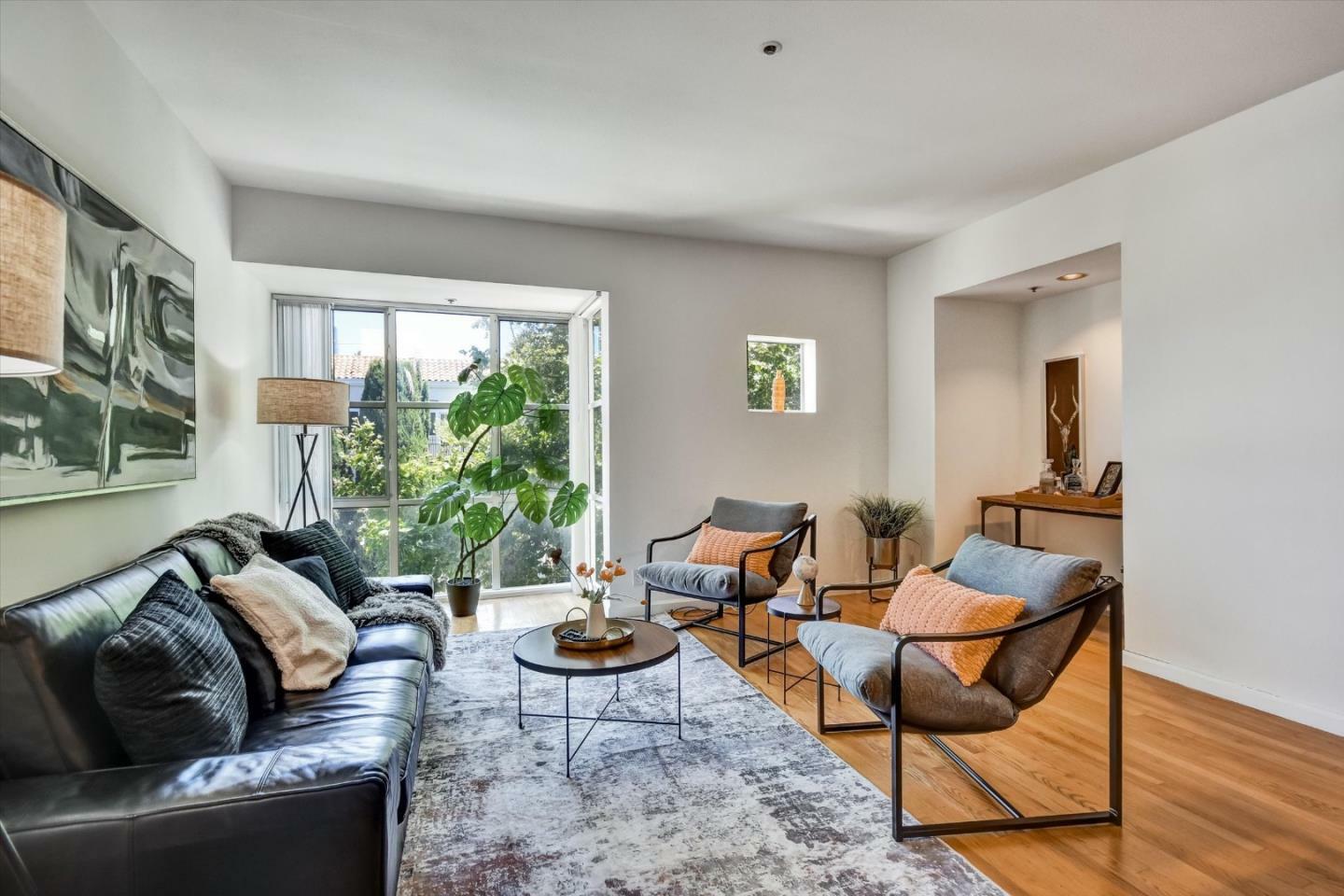 Property Photo:  97 East Saint James Street 38  CA 95112 
