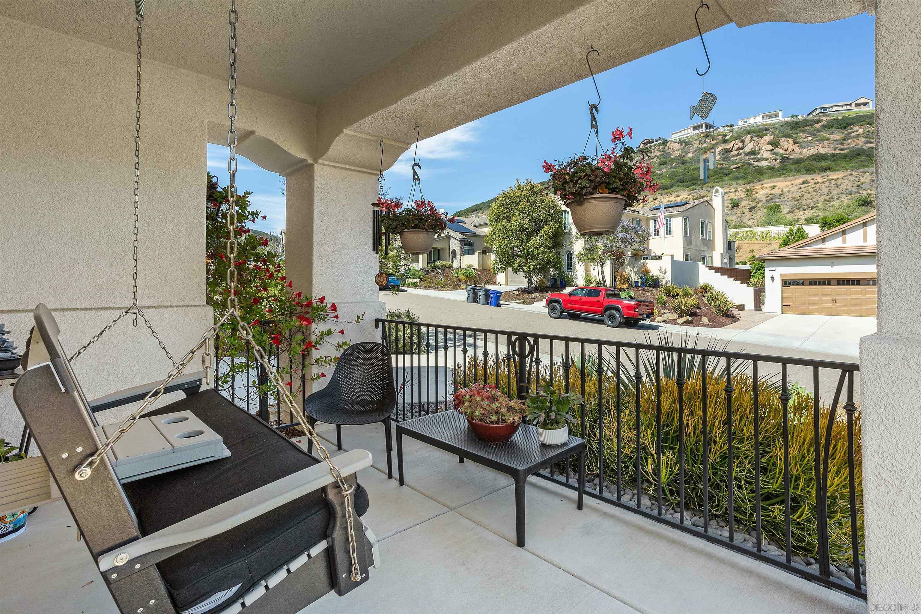 Property Photo: 902 Tucana Dr CA 92078