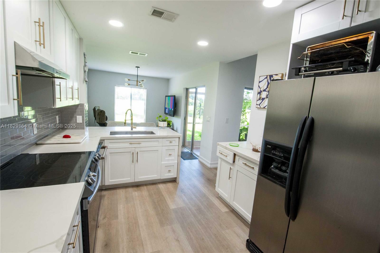 Property Photo: 16301 Malibu Dr 79 FL 33326
