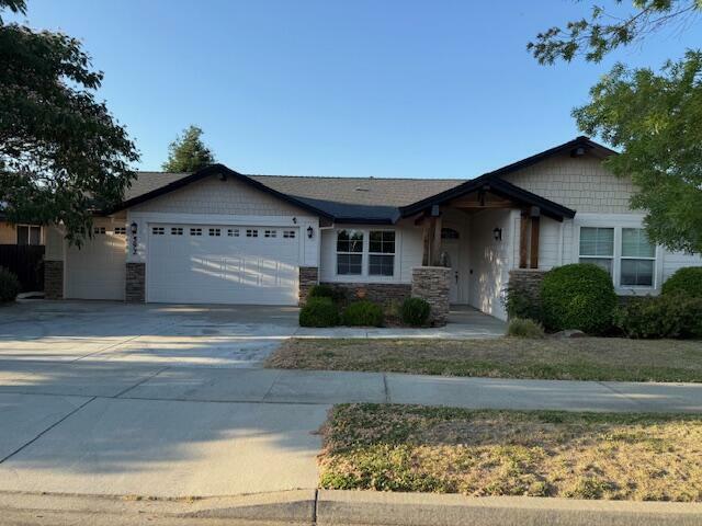 592 Mill Valley Parkway  Redding CA 96003 photo