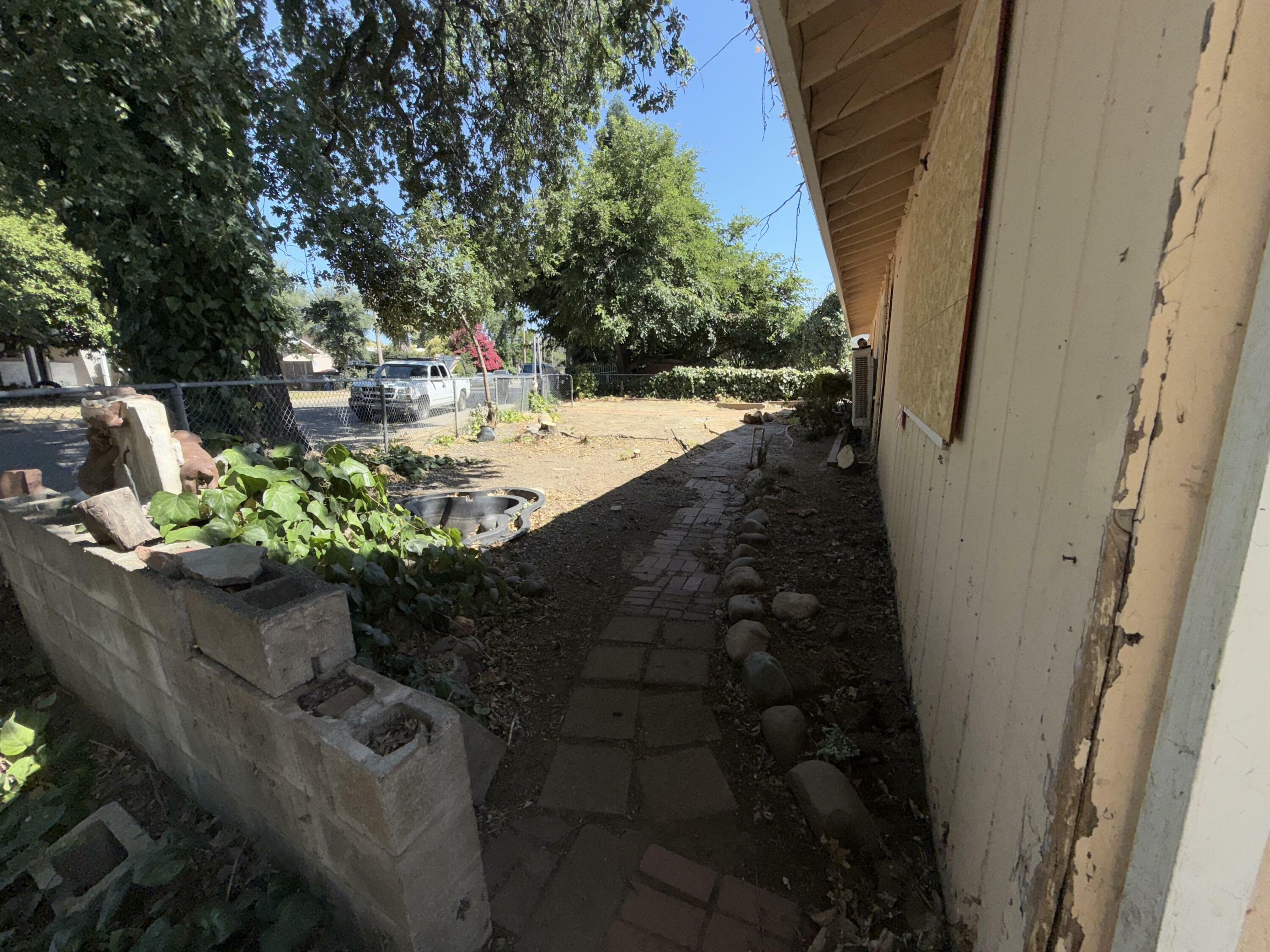 Property Photo: 2915 Lanning Avenue CA 96001