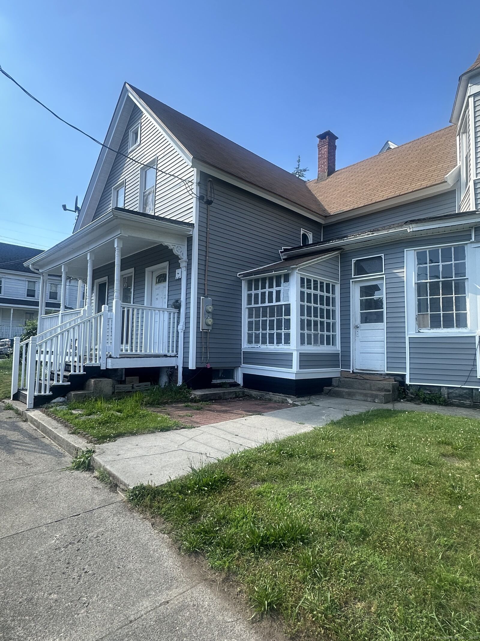 Property Photo:  15 13th Street  CT 06360 