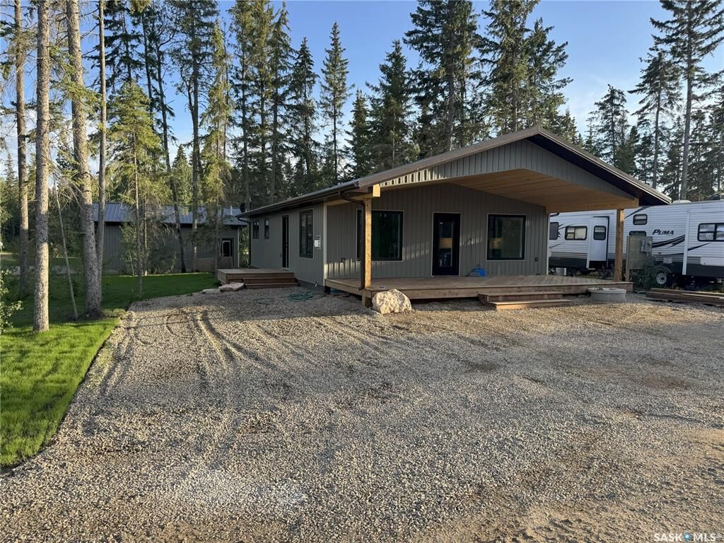 Property Photo: 15 Bobbies Boulevard SK S0M 1J0