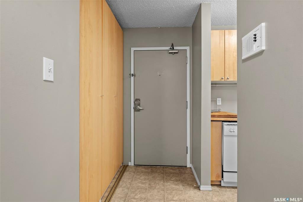Property Photo: 111 Wedge Road 303 SK S7L 6S8